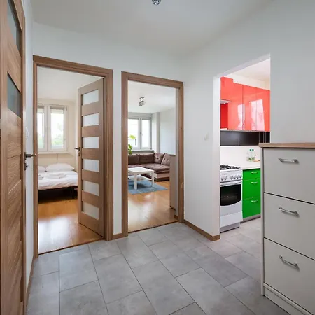 Olszowa 8 By The River דירה *